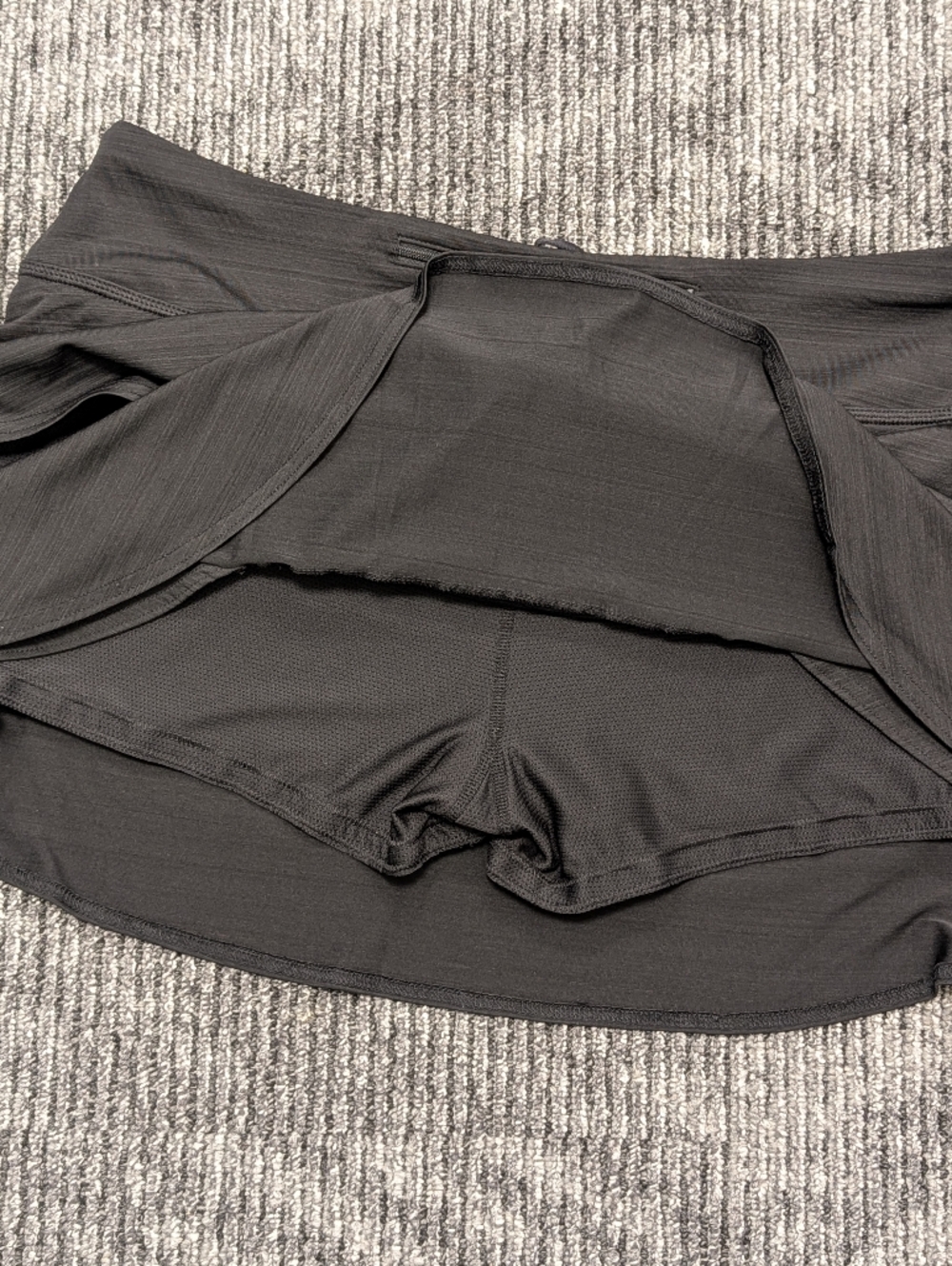 Athleta Swagger Tiered Ruffled Skirt Skort Black Size L - Picture 9 of 14